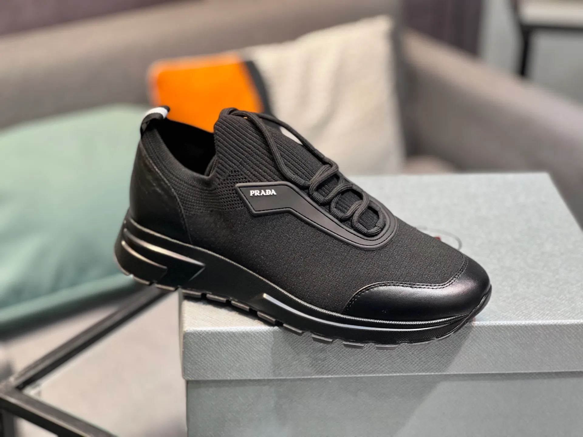 Men's shoes 💰500 PRADA "Prada" casual shoes Regular size: 38-44 (45 can be customized) Product material: Selected cowhide with fly weave material, genuine leather lining, original outsole